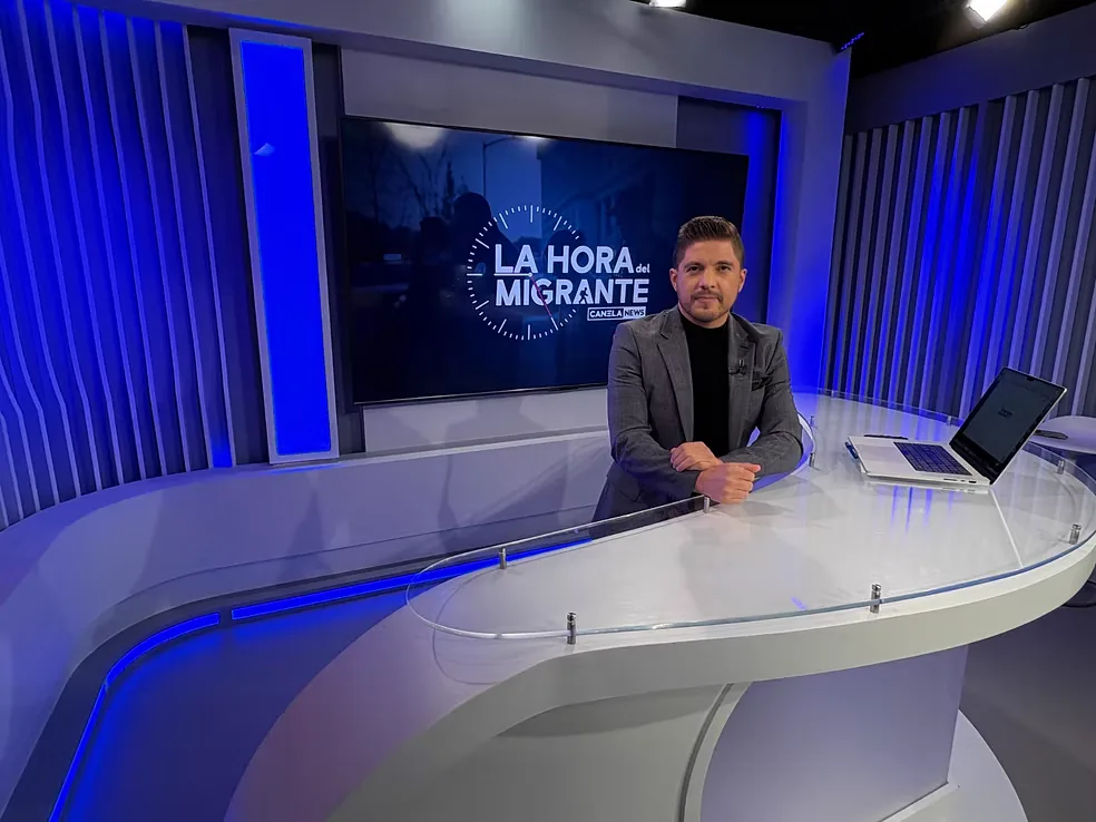 Plató de noticias de Miami Live Streaming durante un programa
